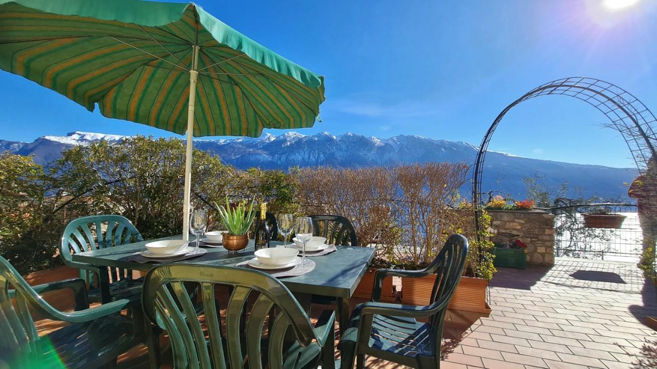 Casa Elka Residence Lake View And Pool By Garda Domus Mea Pieve  Екстериор снимка