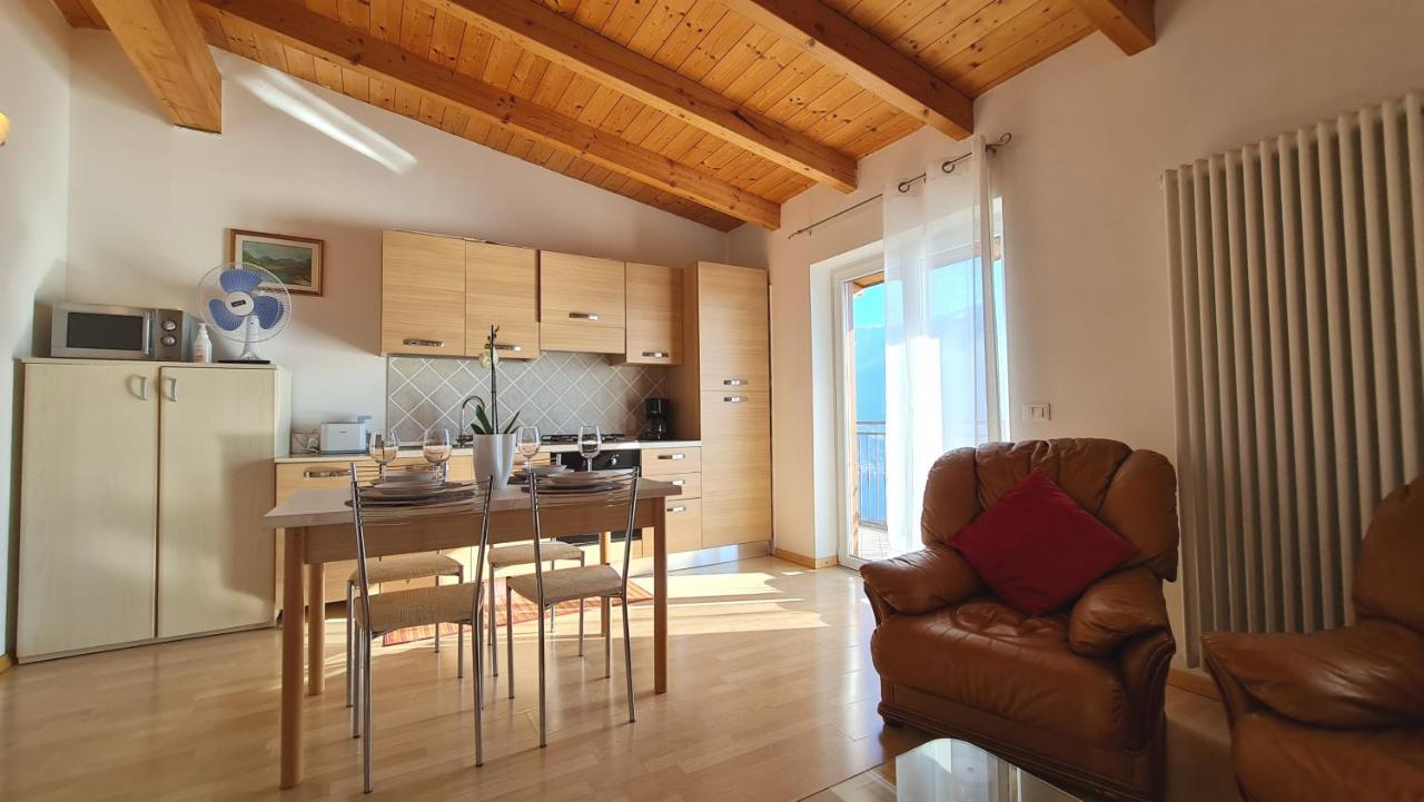 Casa Elka Residence Lake View And Pool By Garda Domus Mea Pieve  Екстериор снимка