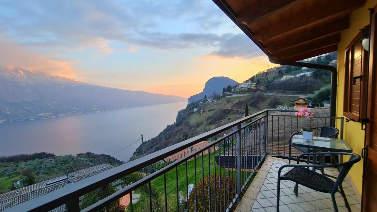 Casa Elka Residence Lake View And Pool By Garda Domus Mea Pieve  Екстериор снимка