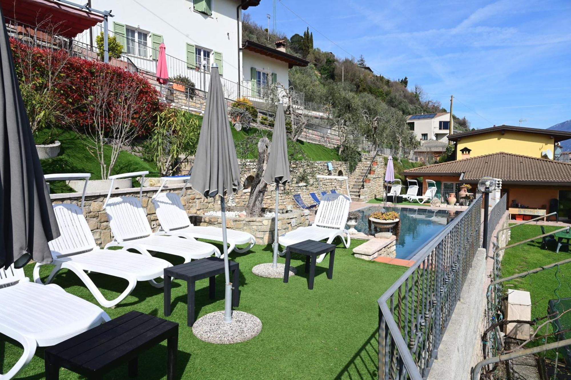 Casa Elka Residence Lake View And Pool By Garda Domus Mea Pieve  Екстериор снимка
