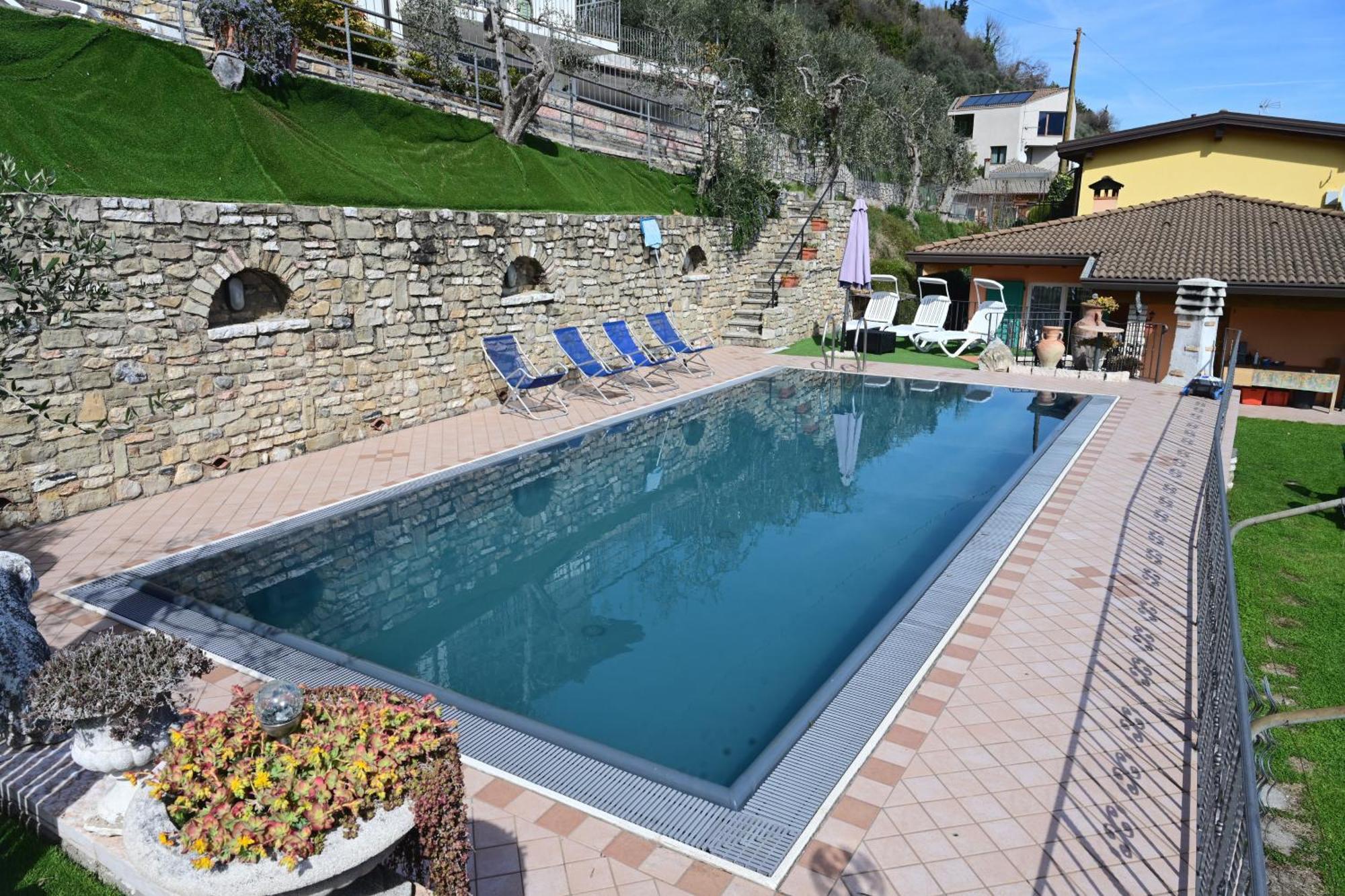 Casa Elka Residence Lake View And Pool By Garda Domus Mea Pieve  Екстериор снимка
